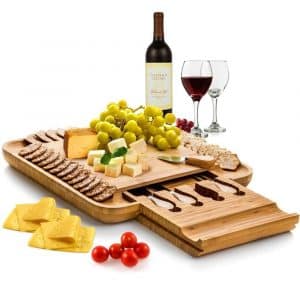 Bambüsi - Bamboo Cheese Board with Cutlery Set